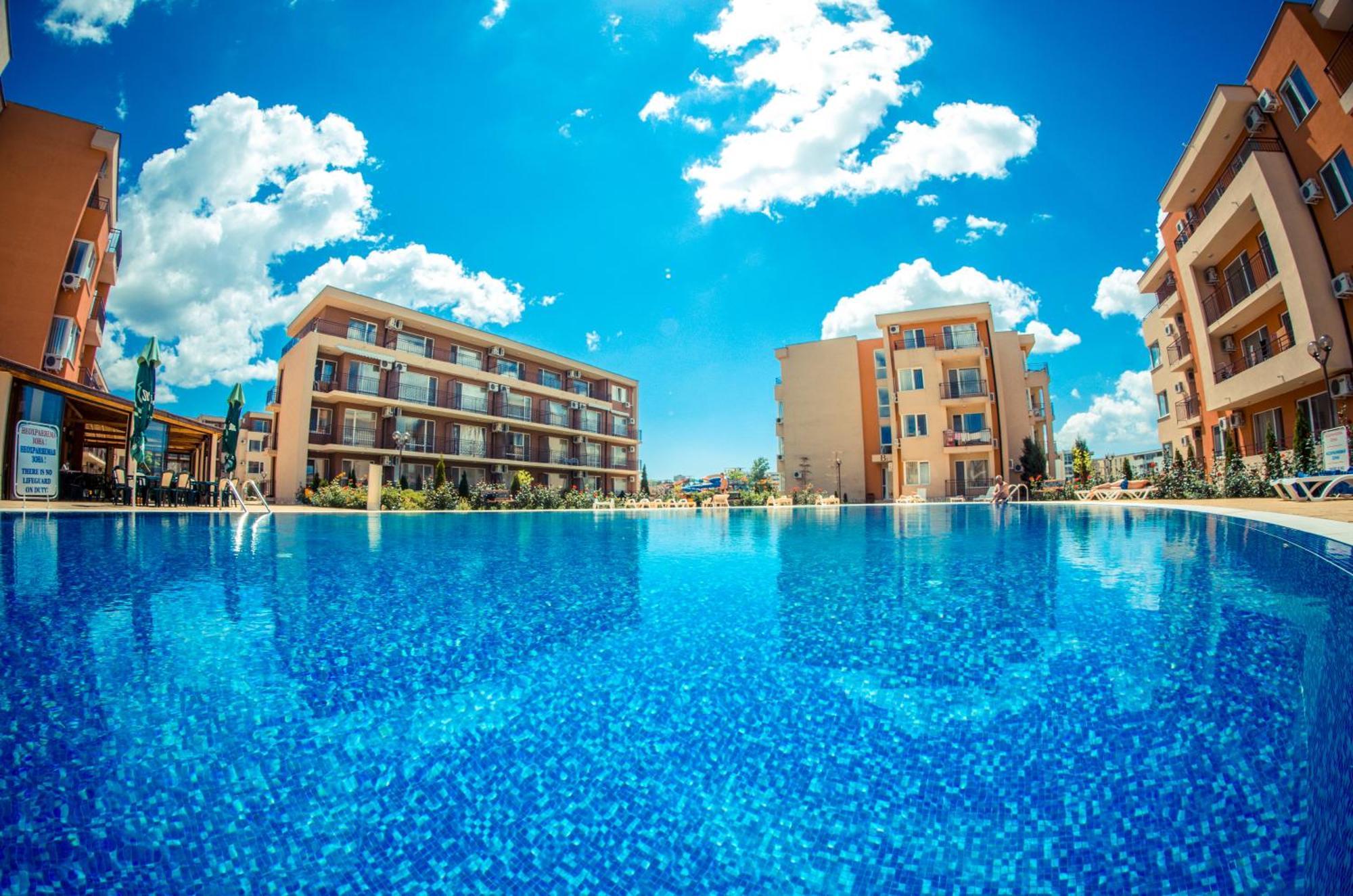 Waterpark Fort Apartments Sunny Beach Dış mekan fotoğraf